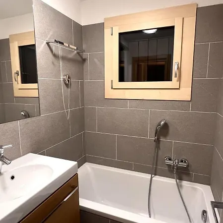 Appartement Chesa Silvretta - Celerina